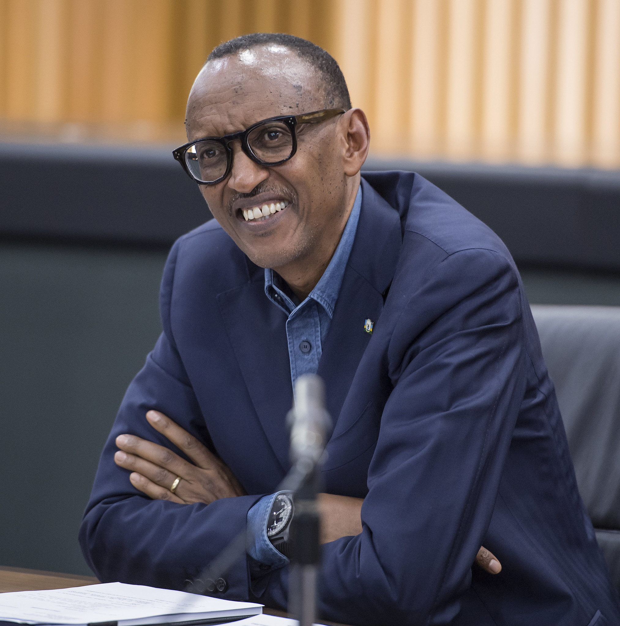 Ubu kuba udafite amafaranga mu Rwanda si ikibazo, bipfa kuba gusa nta deni ufite.
